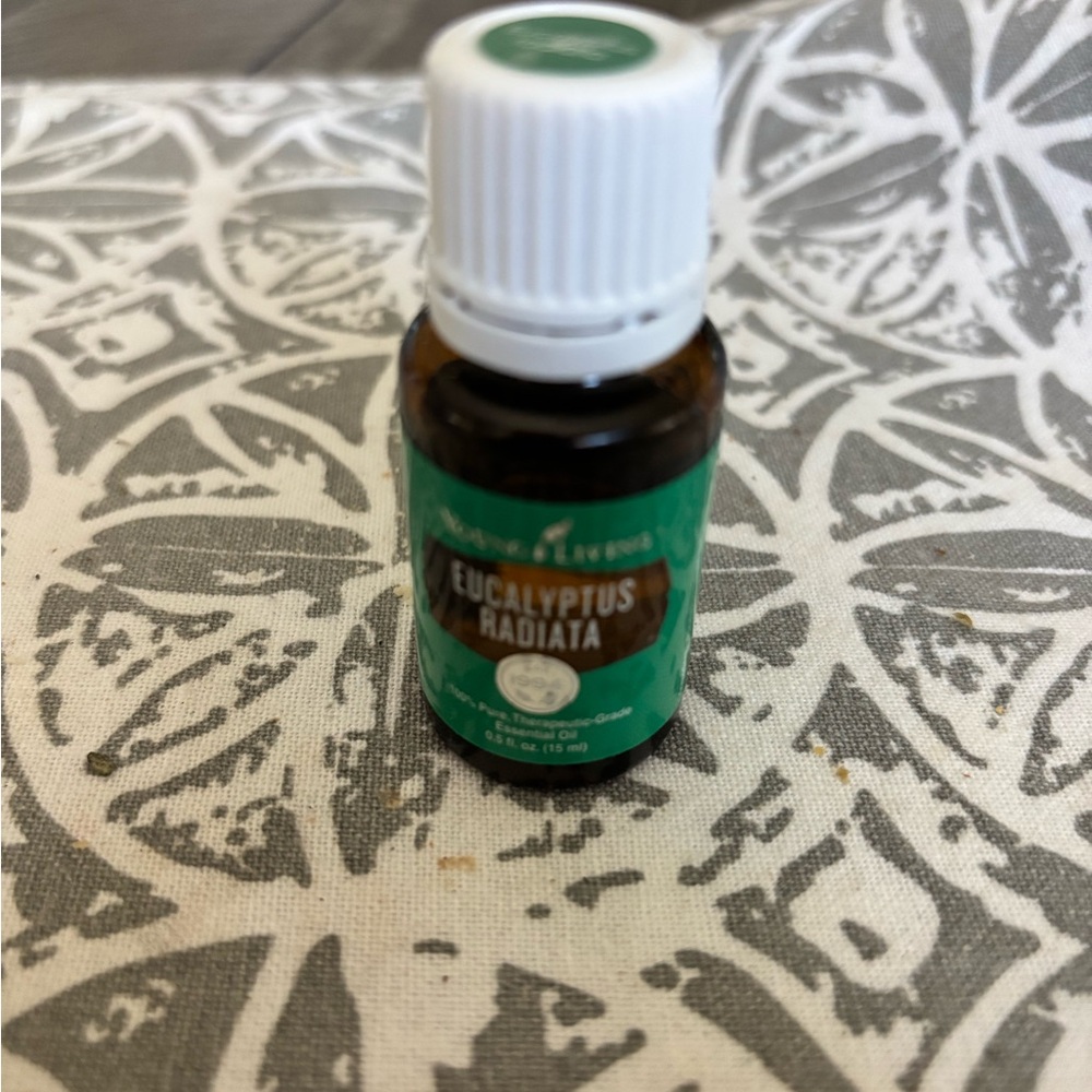 Young Living Eucalyptus Radiata Oil with Teal Label